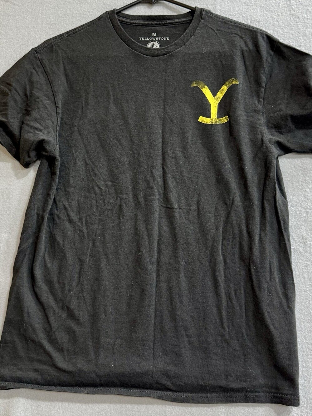 Yellowstone Men's Medium Black Y Logo Cowboy Horses Graphic T Shirt Paramount